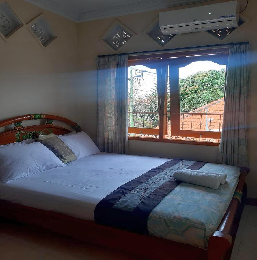The Reinhold Guesthouse Bali Kerobokan Εξωτερικό φωτογραφία