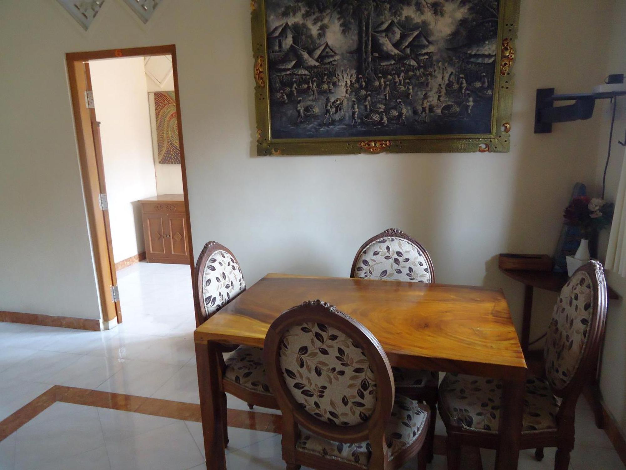 The Reinhold Guesthouse Bali Kerobokan Εξωτερικό φωτογραφία
