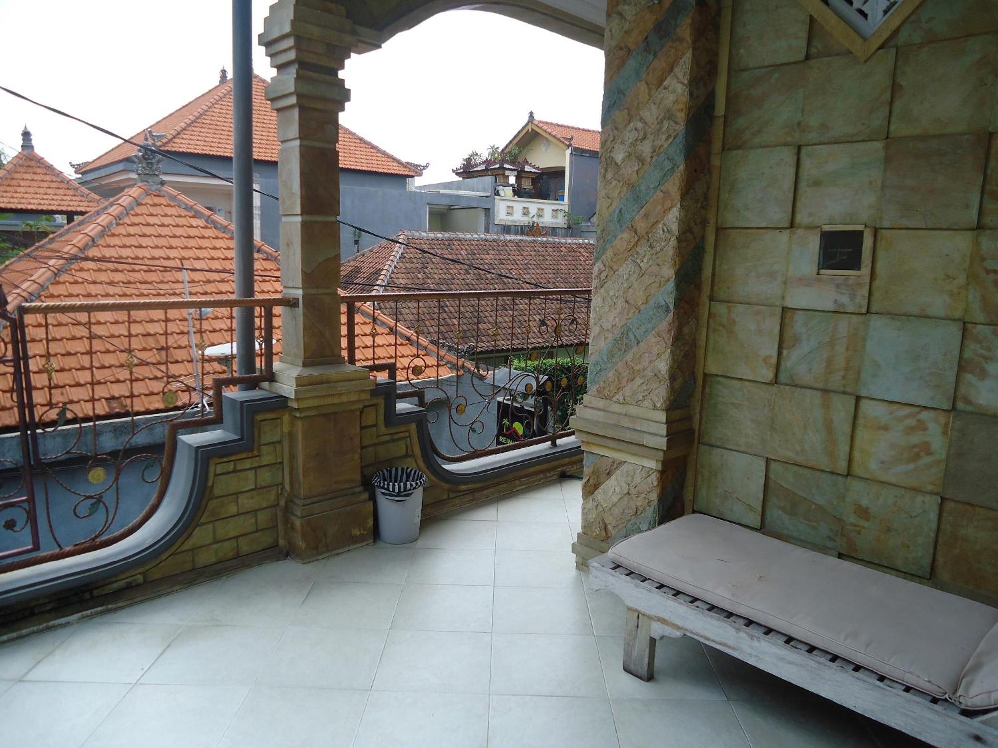 The Reinhold Guesthouse Bali Kerobokan Εξωτερικό φωτογραφία