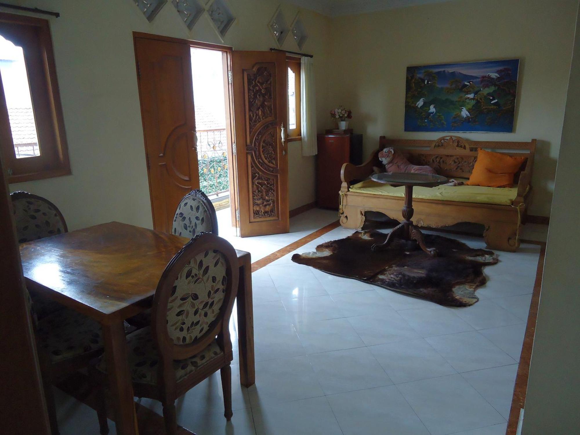 The Reinhold Guesthouse Bali Kerobokan Εξωτερικό φωτογραφία