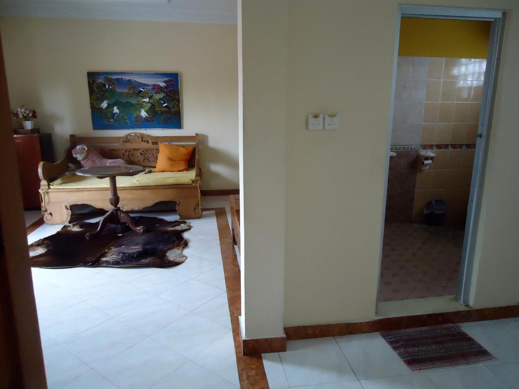 The Reinhold Guesthouse Bali Kerobokan Εξωτερικό φωτογραφία