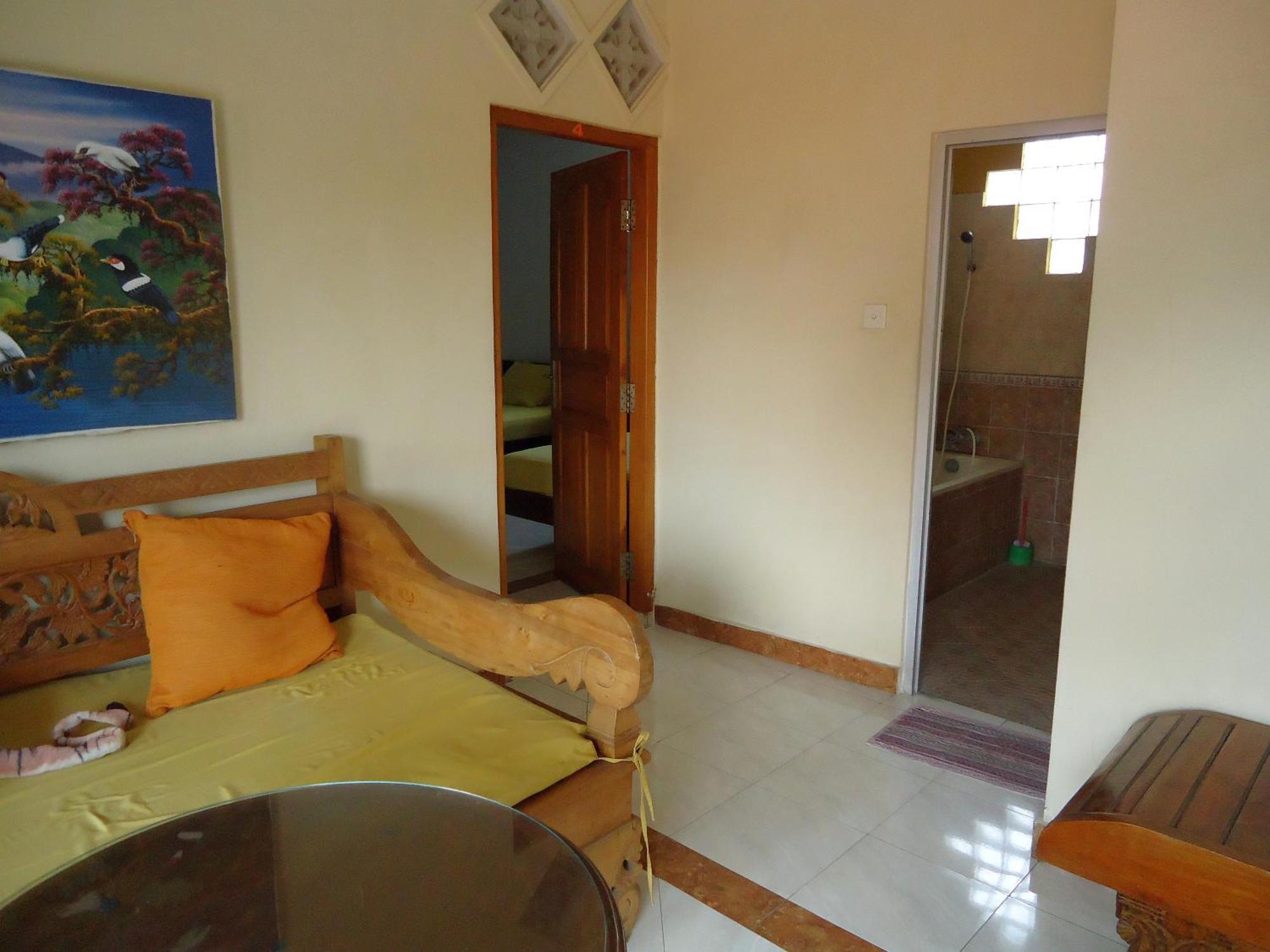 The Reinhold Guesthouse Bali Kerobokan Εξωτερικό φωτογραφία