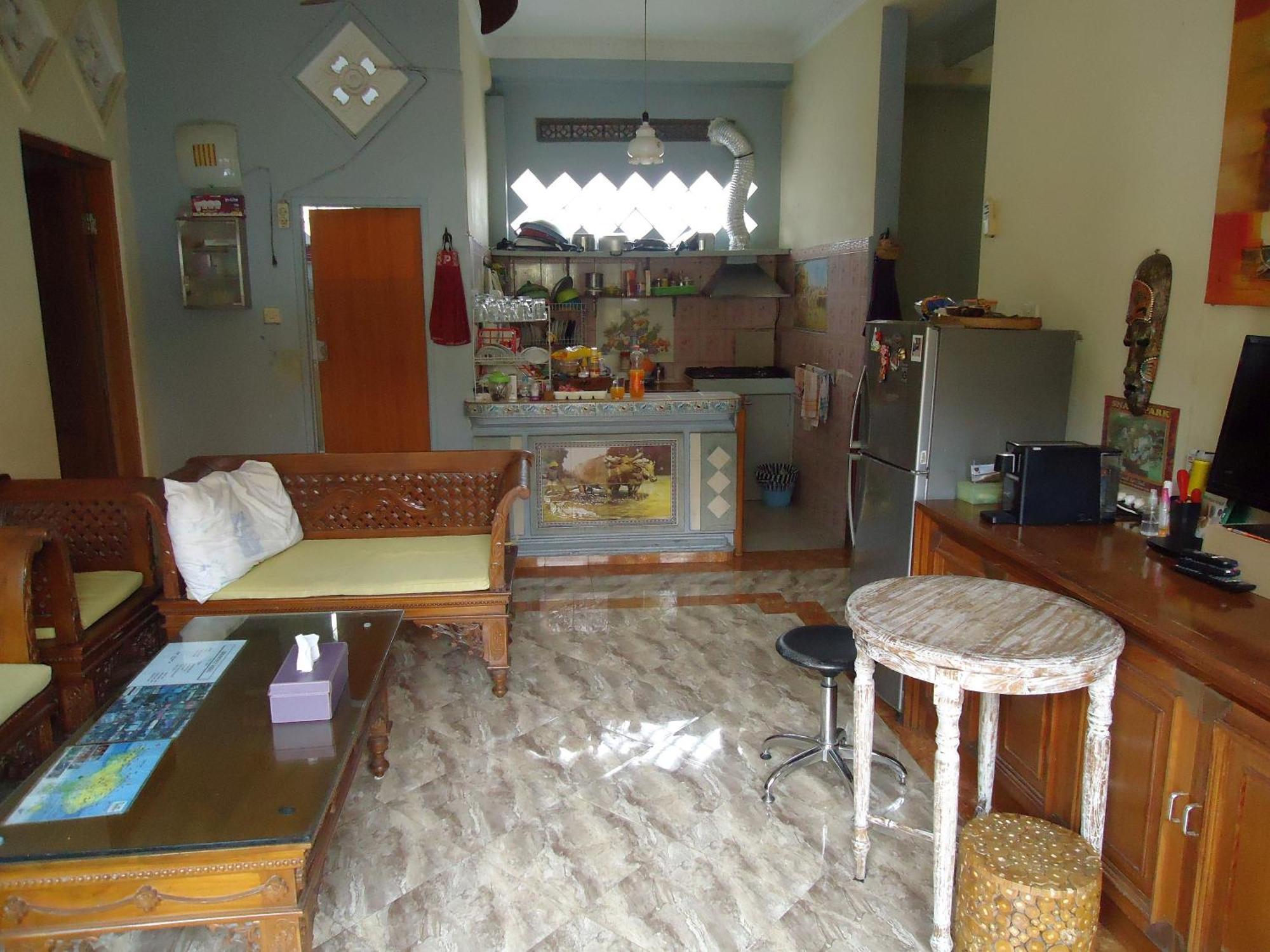 The Reinhold Guesthouse Bali Kerobokan Εξωτερικό φωτογραφία
