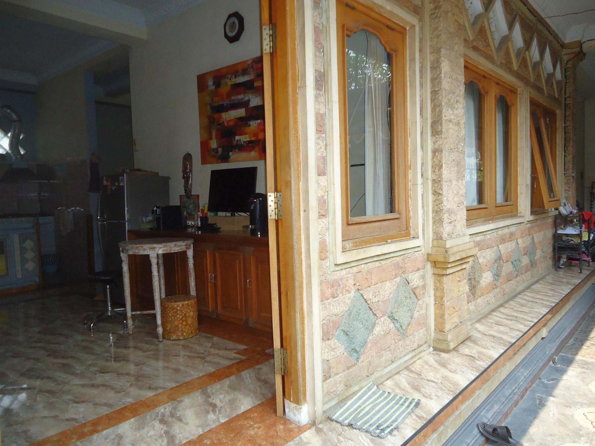 The Reinhold Guesthouse Bali Kerobokan Εξωτερικό φωτογραφία