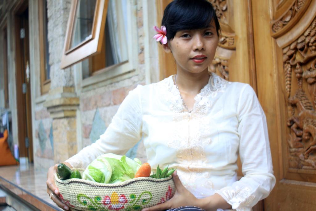 The Reinhold Guesthouse Bali Kerobokan Δωμάτιο φωτογραφία